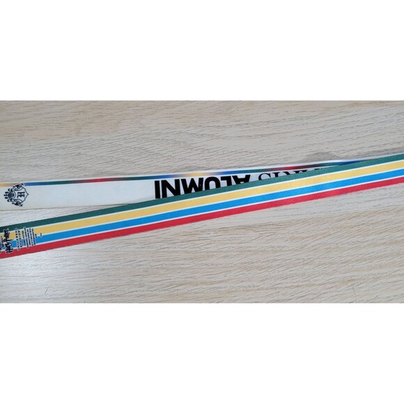 Universal Studios Harry Potter Hogwarts Alumni Lanyard Card Key Fob Holder Clip - Picture 2 of 5